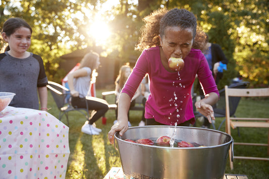 How to Bob for Apples